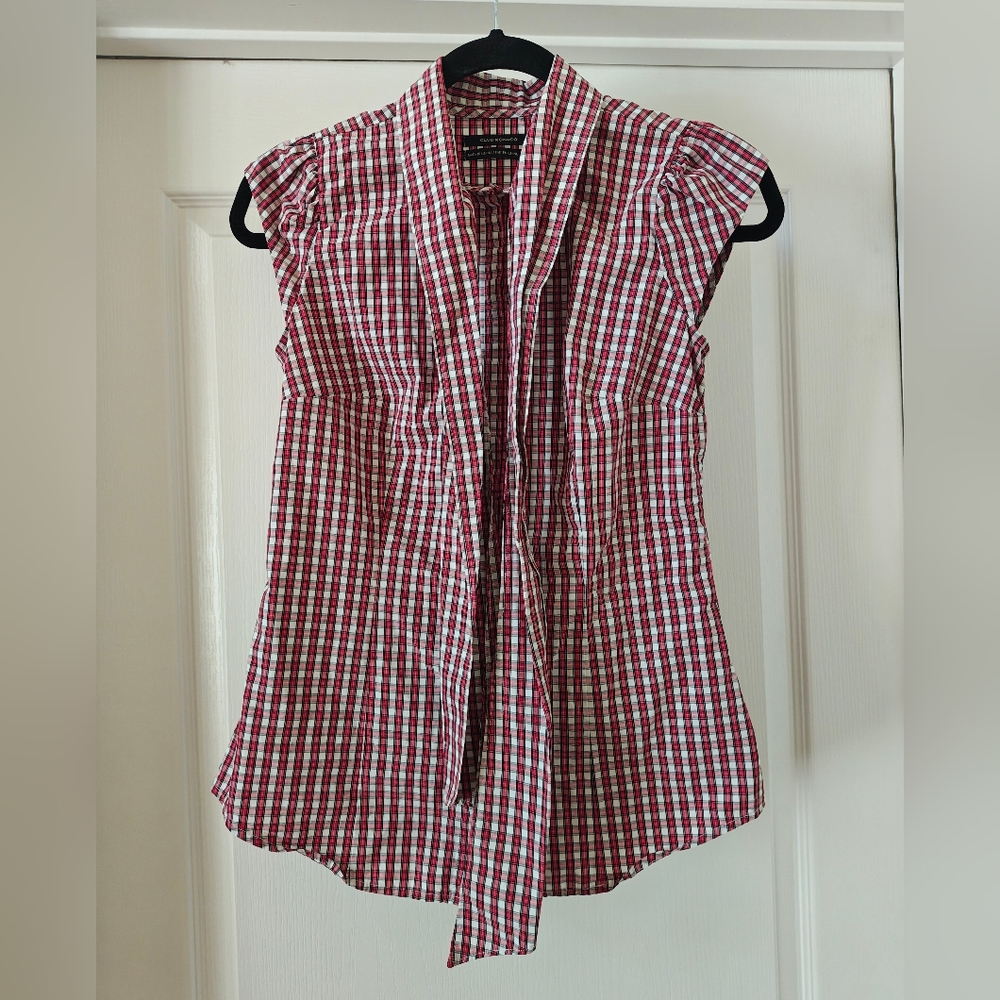 Women's Club Monaco Cap-sleeved Red/Black Plaid Tie-Neck Women's ButtonUp Top XS